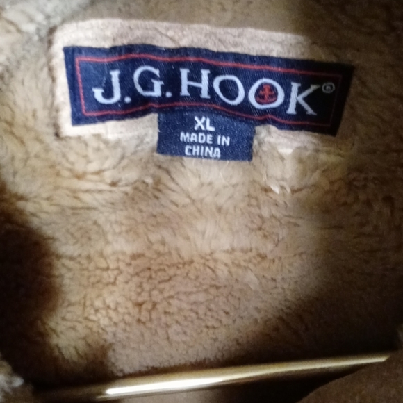 Coat - Picture 3 of 4